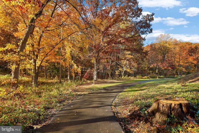 207 SPOTSWOOD RD, Locust Grove, VA 22508