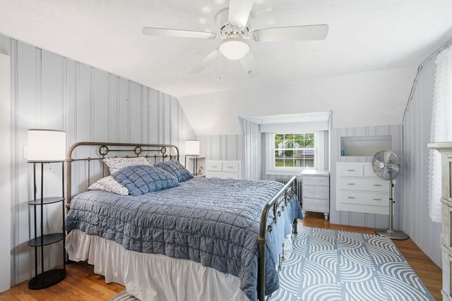 73 Allen Ave, Attleboro, MA 02703