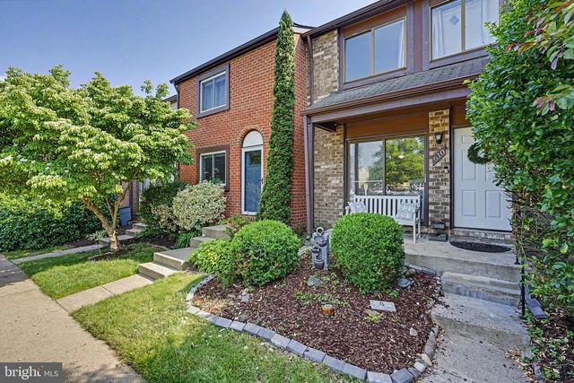 610 GILES PL, Sterling, VA 20164