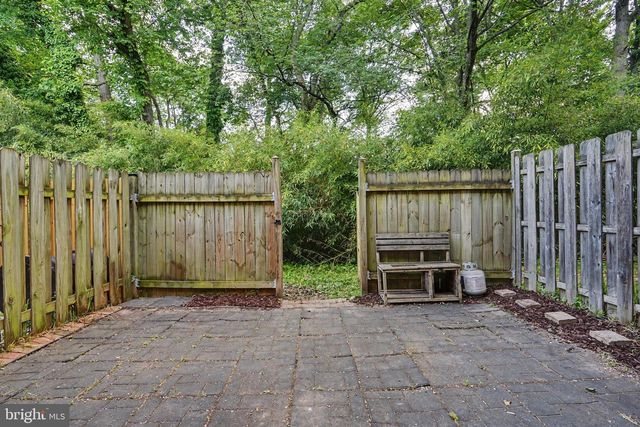 610 GILES PL, Sterling, VA 20164