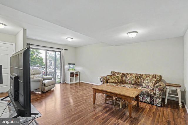 610 GILES PL, Sterling, VA 20164