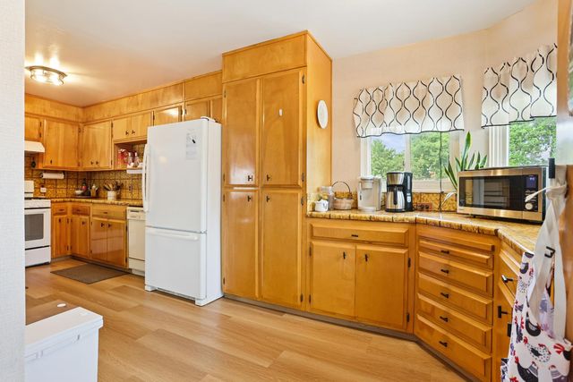 3355 Clement Ave, Stockton, CA 95204