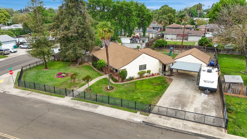 3355 Clement Ave, Stockton, CA 95204