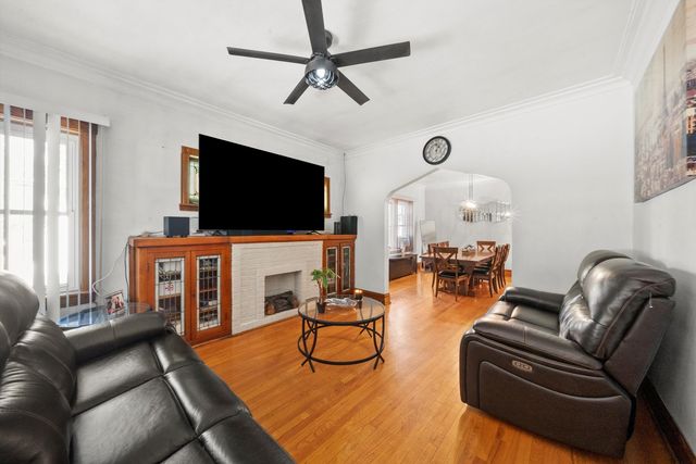 1901 S 61st Court, Cicero, IL 60804