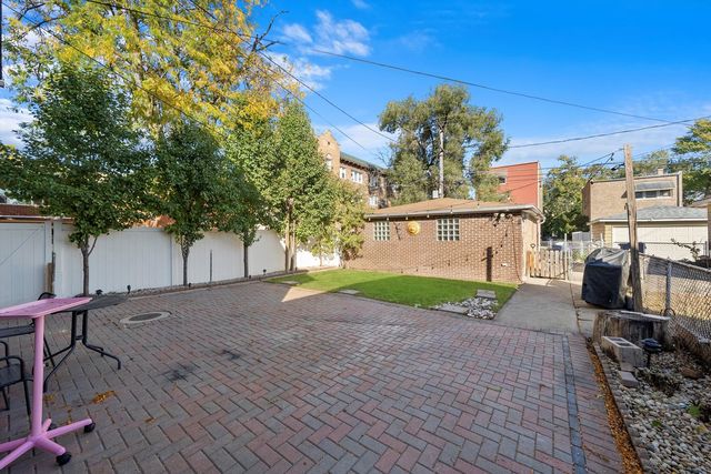 1901 S 61st Court, Cicero, IL 60804