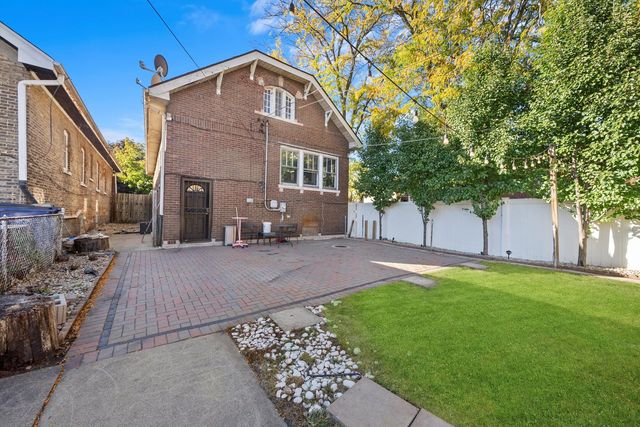1901 S 61st Court, Cicero, IL 60804