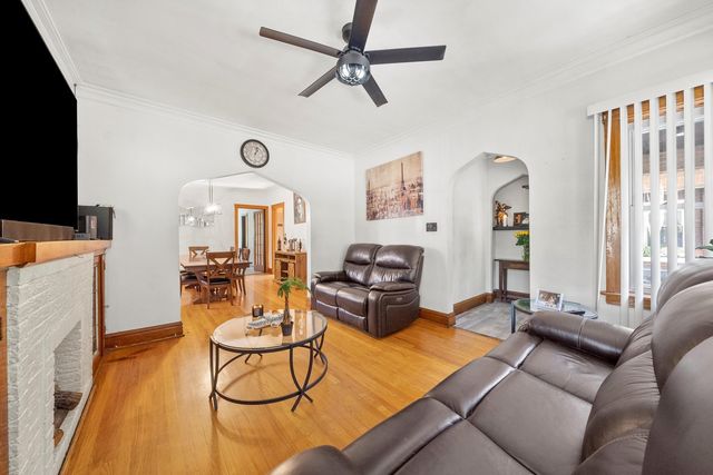 1901 S 61st Court, Cicero, IL 60804