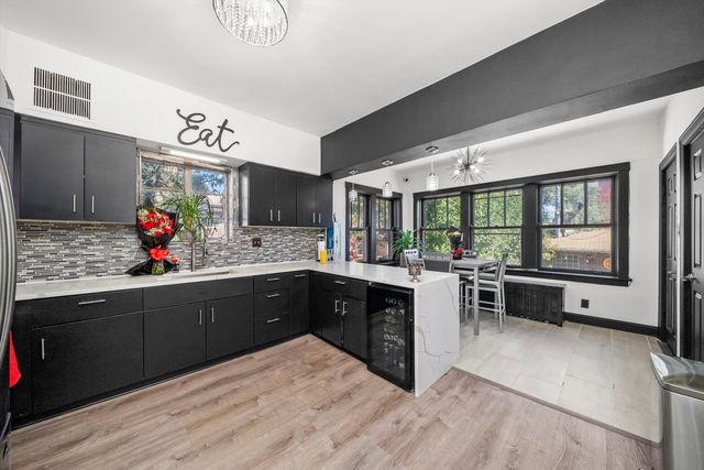 1901 S 61st Court, Cicero, IL 60804