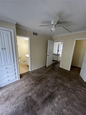 121 OYSTER BAY CIRCLE 220, Altamonte Springs, FL 32701