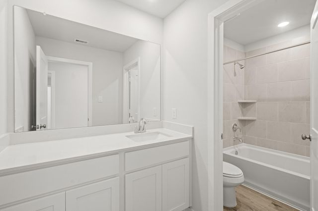 32806 Laureate Drive, Brookshire, TX 77423