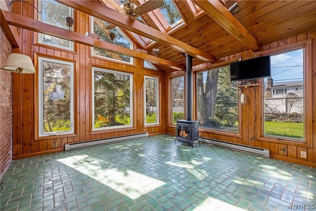 178 Deerhurst Park Boulevard, Tonawanda, NY 14217