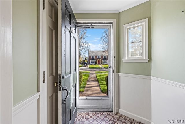 178 Deerhurst Park Boulevard, Tonawanda, NY 14217