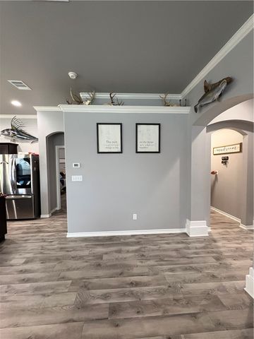 2905 Besterio Dr, Corpus Christi, TX 78415