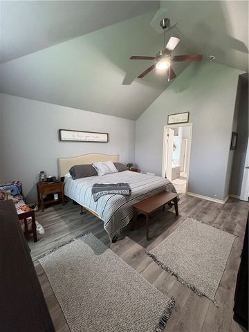 2905 Besterio Dr, Corpus Christi, TX 78415