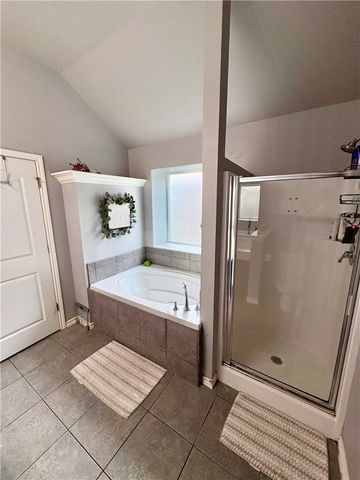 2905 Besterio Dr, Corpus Christi, TX 78415