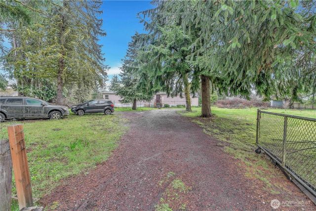 7629 N Old Pacific Highway, Castle Rock, WA 98611