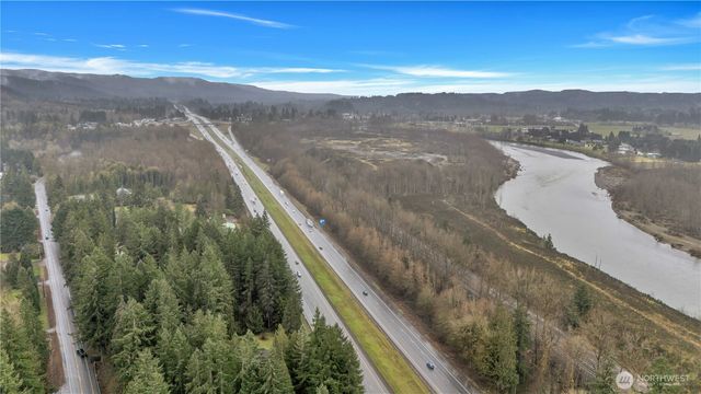 7629 N Old Pacific Highway, Castle Rock, WA 98611