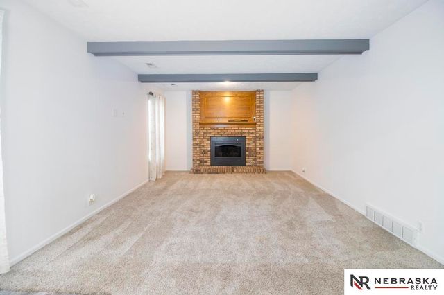 5518 S 155th Street, Omaha, NE 68137