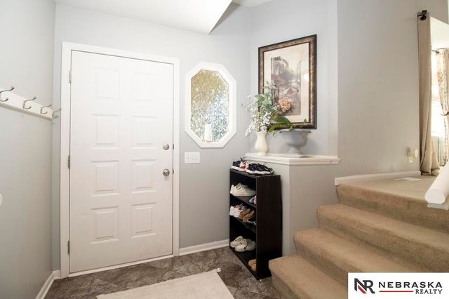 5518 S 155th Street, Omaha, NE 68137