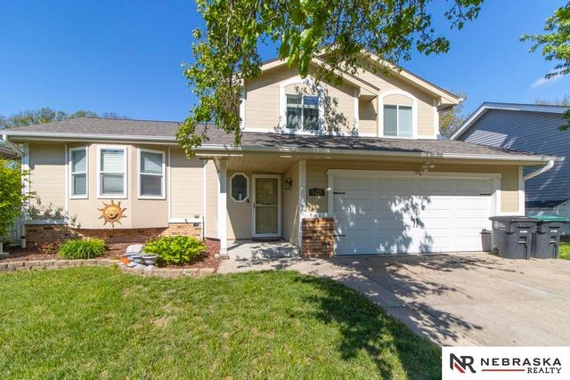 5518 S 155th Street, Omaha, NE 68137