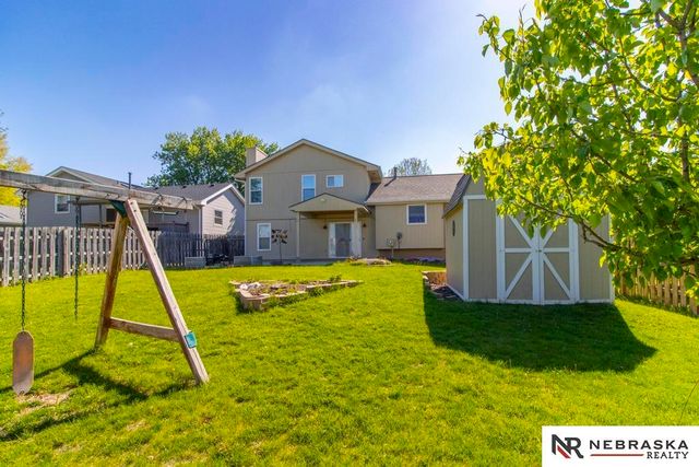 5518 S 155th Street, Omaha, NE 68137