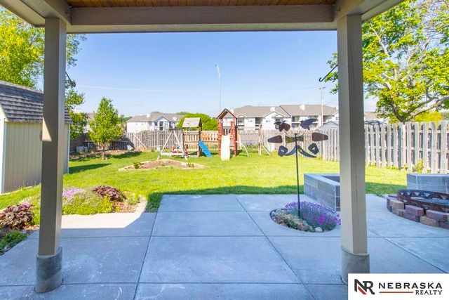 5518 S 155th Street, Omaha, NE 68137
