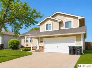 5518 S 155th Street, Omaha, NE 68137