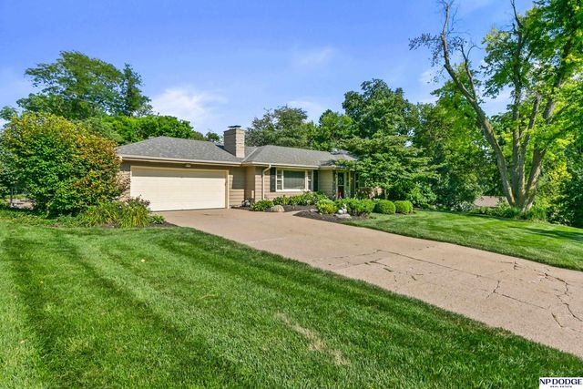 1153 S 96th Street, Omaha, NE 68124