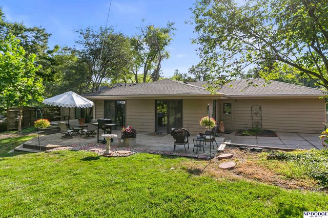 1153 S 96th Street, Omaha, NE 68124