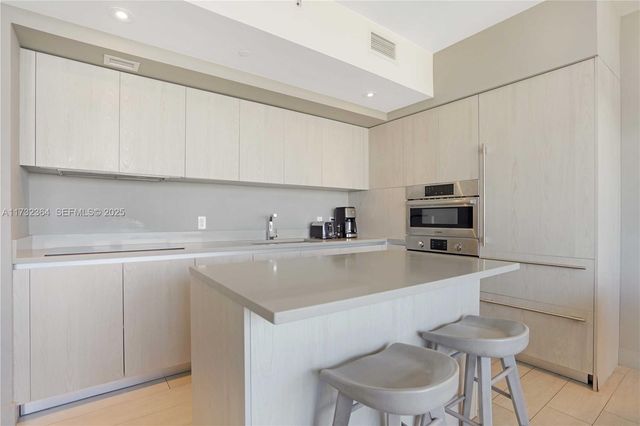 4010 S Ocean Drive R2604, Hollywood, FL 33019