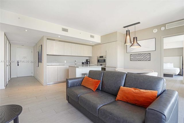 4010 S Ocean Drive R2604, Hollywood, FL 33019