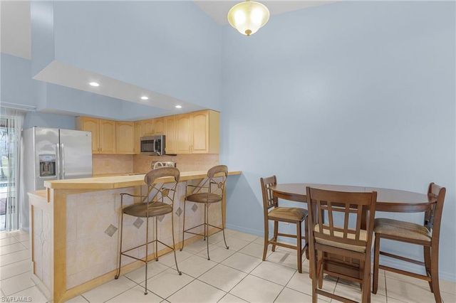 930 SW 37th LN, Cape Coral, FL 33914