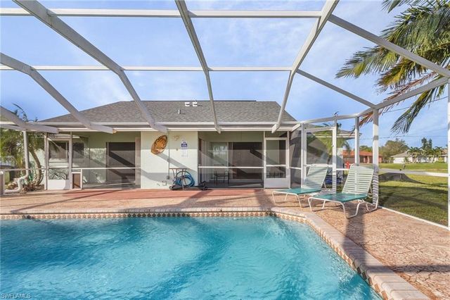 930 SW 37th LN, Cape Coral, FL 33914