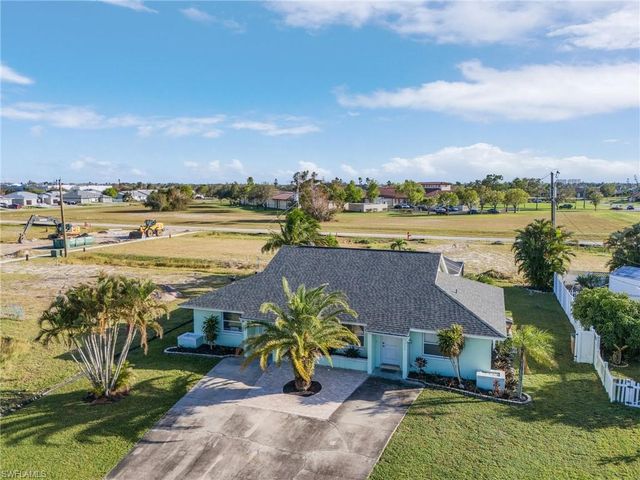 930 SW 37th LN, Cape Coral, FL 33914