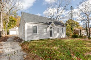 30 Bear Hill Road, Cumberland, RI 02864
