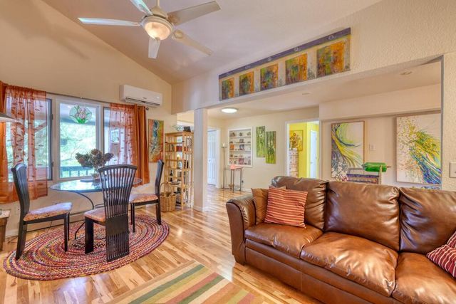 35 Chatuge Village Drive, Hayesville, SC 29804
