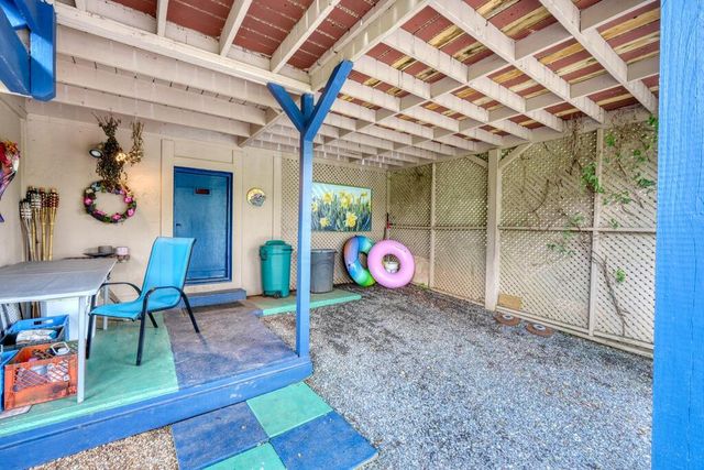 35 Chatuge Village Drive, Hayesville, SC 29804
