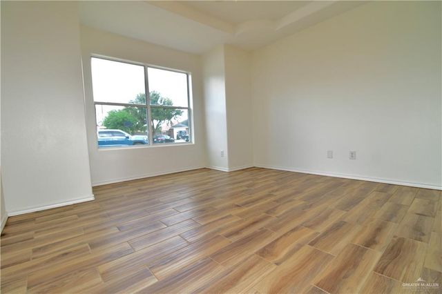 2217 Linsay Avenue, Weslaco, TX 78596