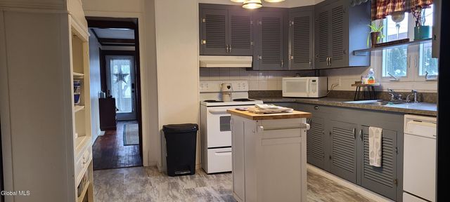 3 E 6th Street, South Glens Falls, NY 12803