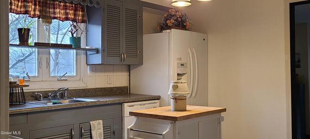 3 E 6th Street, South Glens Falls, NY 12803