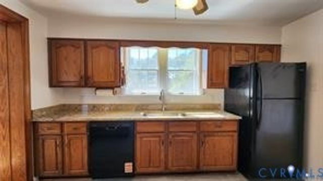 9310 E View Ln, Providence Forge, VA 23140