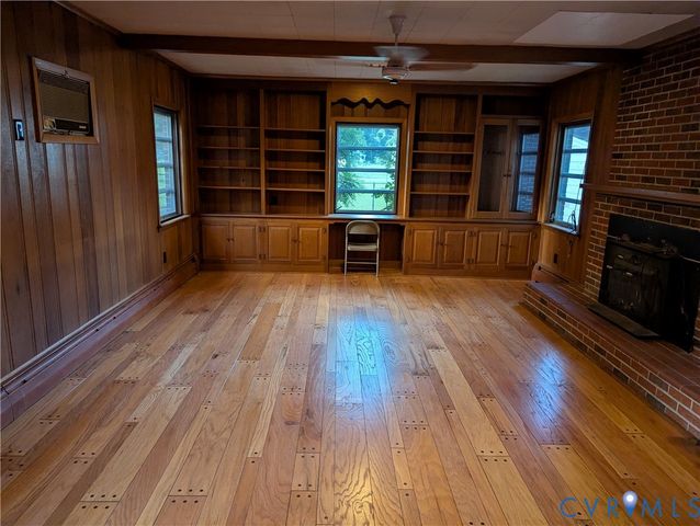 9310 E View Ln, Providence Forge, VA 23140