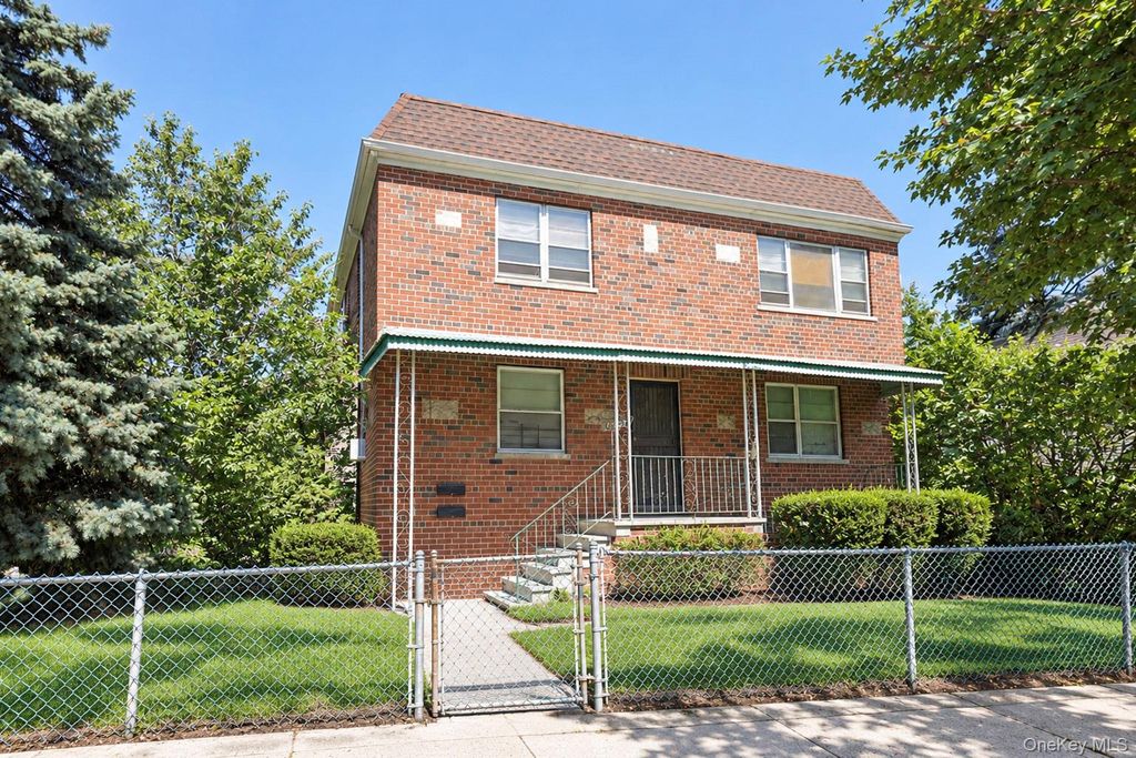 1526 Ericson Place, Bronx, NY 10461 — exterior