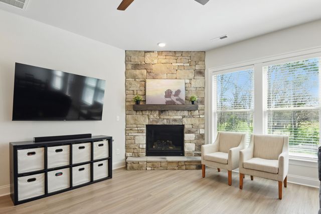 832 Chalkstone Ln, Mount Juliet, TN 37122