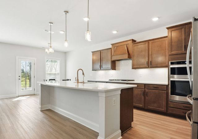 832 Chalkstone Ln, Mount Juliet, TN 37122