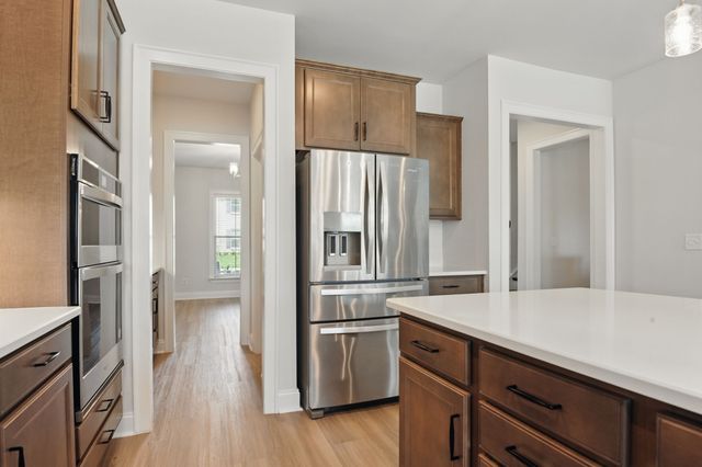 832 Chalkstone Ln, Mount Juliet, TN 37122