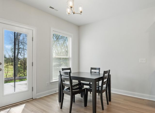 832 Chalkstone Ln, Mount Juliet, TN 37122