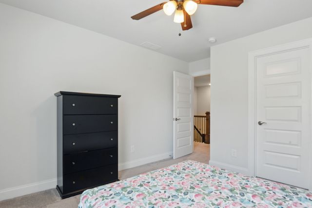 832 Chalkstone Ln, Mount Juliet, TN 37122
