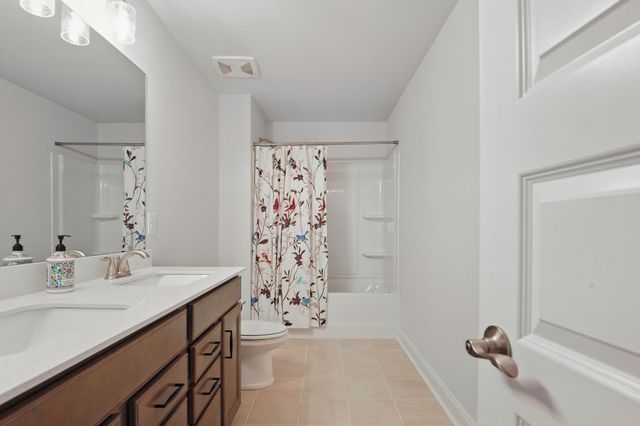 832 Chalkstone Ln, Mount Juliet, TN 37122