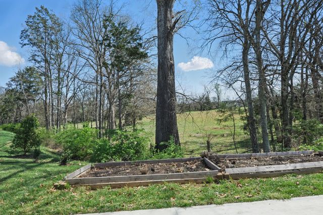 832 Chalkstone Ln, Mount Juliet, TN 37122